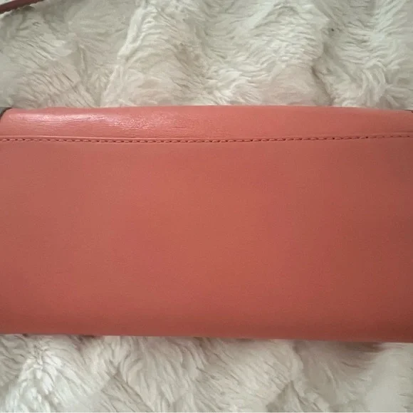 Marc by Marc Jacobs Wallet/Clutch with strap NEW - Picture 2 of 4